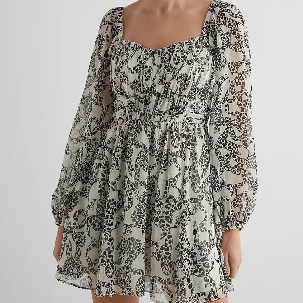 NWT Express Women's Long Sleeve Mini Dress Bow Pattern Size Medium NEW